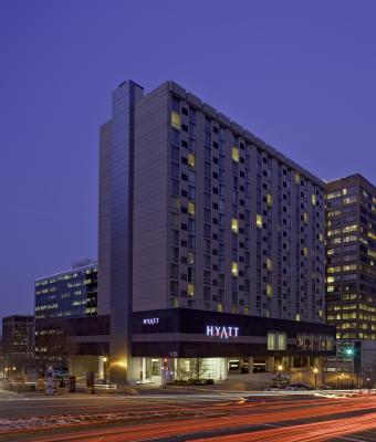 Hyatt Arlington Rebrands as Hyatt Centric Hotel - Hotel Business Archive