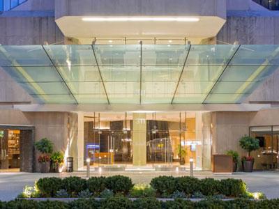 Roch Capital Acquires Hyatt Regency Louisville Hyatt Regency Louisville